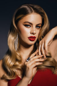 Model: Diana Schalagan | Agency: Louisa Models | Wardrobe Stylist: Gergana Reinhold | Make-Up Artist and Hairstylist: Kolomiiets Yeva | Photography Assistant: Levin Lee | Fashion Shooting | Location: Cologne, Germany