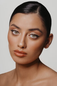 Model: Kuebra Gueven | Agency: Modelwerk | Make-Up Artist and Hairstylist: Seda Jane Make-Up Artist | Beauty Shooting | Location: Cologne, Germany